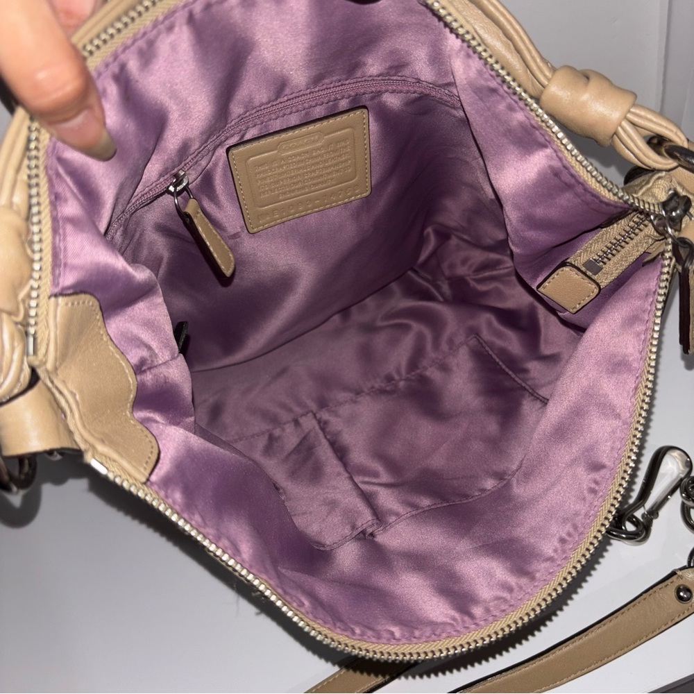 Coach Bag - Picture 6 of 9